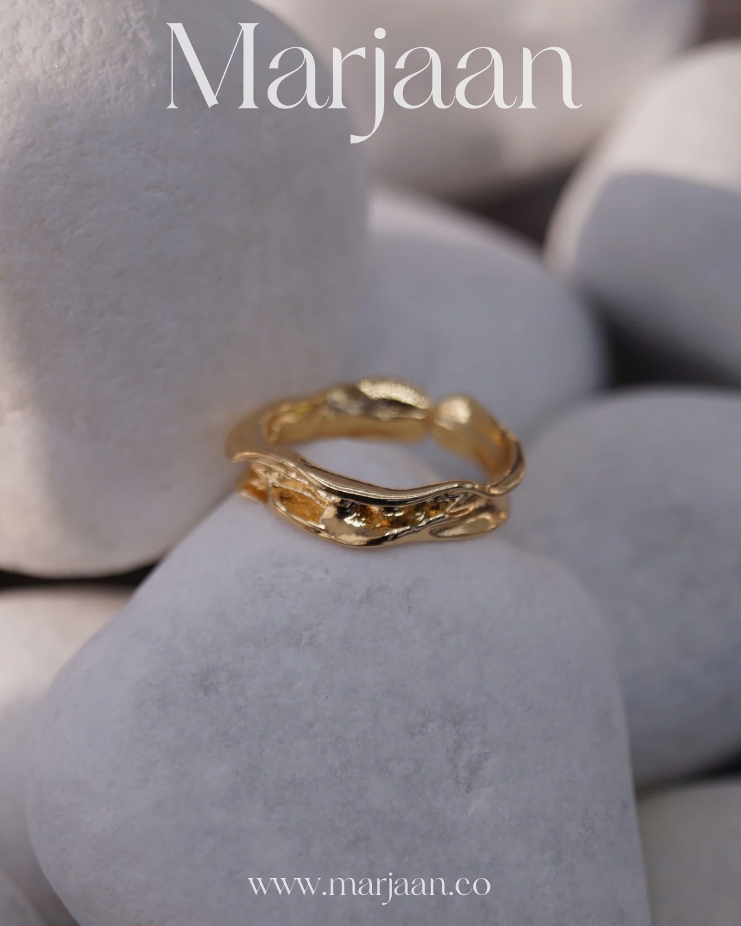 Minimal Textured Band