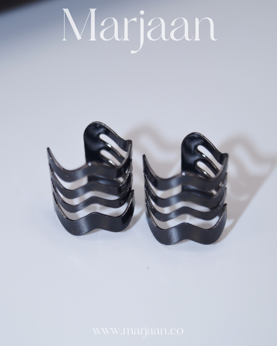 Zigzag Black Ear Cuff