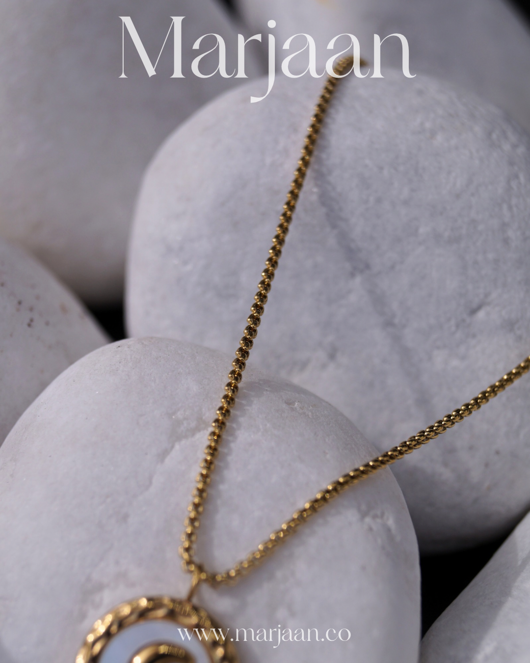 18k Moon Pendant
