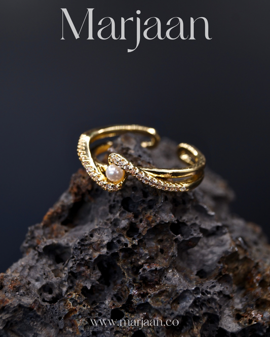 Artemis Pearl Ring